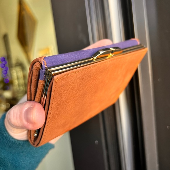 NEW Givenchy leather wallet small trifold - Picture 9 of 13